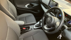 Toyota Yaris 1.5 Hybrid Design 5dr CVT Hybrid Hatchback